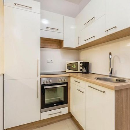 Apartments Villa Kim 亚布拉纳茨 外观 照片